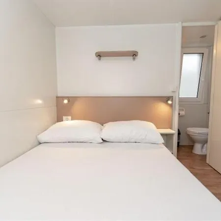 Mobile Homes Camping Kozarica In Pakoštane