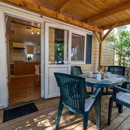 Mobile Homes Camping Kozarica In